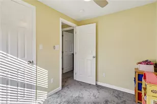 2303 Delaware Ave, New Castle, PA 16105 - Photo 24