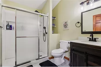 2303 Delaware Ave, New Castle, PA 16105 - Photo 14