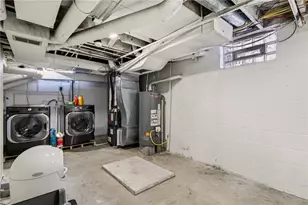 2303 Delaware Ave, New Castle, PA 16105 - Photo 30