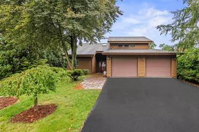 195 Jonathan Place, Hermitage, PA 16148 - Photo 1