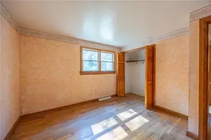 205 Parkedge Rd, Green Tree, PA 15220 - Photo 18