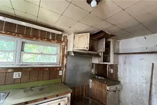 458 Wyola St, Pittsburgh, PA 15211 - Photo 4