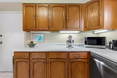 144 N Dithridge Street #411, Pittsburgh, PA 15213 - Photo 16