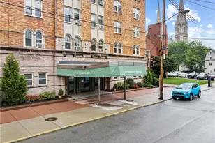 144 N Dithridge St, Pittsburgh, PA 15213 - Photo 2