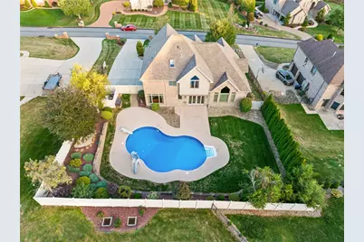 339 Kathy Dr, Rostraver, PA 15012 - Photo 2