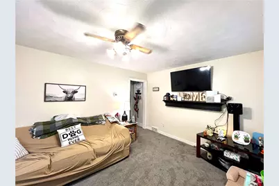 603 Farnsworth Ave, Clairton, PA 15025 - Photo 2