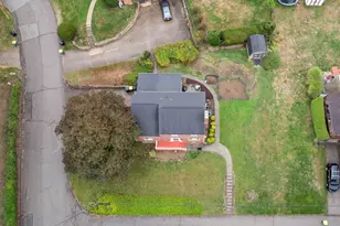 100 Harbeth Dr, Ross Twp, PA 15237 - Photo 32