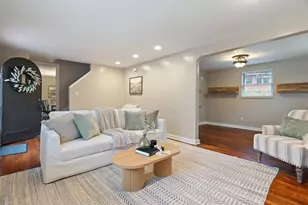 100 Harbeth Dr, Ross Twp, PA 15237 - Photo 6