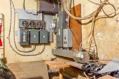 429 Railroad Street, Bridgeville, PA 15017 - Photo 32