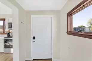 211 Lloyd Ave, Latrobe, PA 15650 - Photo 6