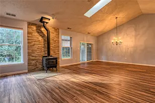 402 S Shenandoah Dr, Unity Township, PA 15650 - Photo 16