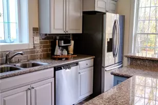 629 Euclid Ave, Grove City Boro, PA 16127 - Photo 10