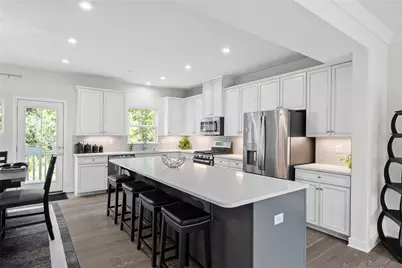 4045 Crown Drive, South Park, PA 15129 - Photo 6