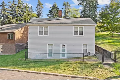 4255 Bristol St, Pittsburgh, PA 15207 - Photo 1