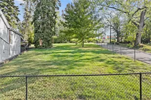 4255 Bristol St, Pittsburgh, PA 15207 - Photo 12