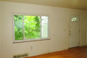 344 Iroquois Dr, Arnold, PA 15068 - Photo 8