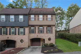 304 Sonnybrook Ct, Bethel Park, PA 15102 - Photo 1