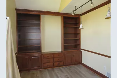 304 Scenic Ridge Ct, Adams Township, PA 16046 - Photo 8