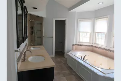 304 Scenic Ridge Ct, Adams Township, PA 16046 - Photo 44