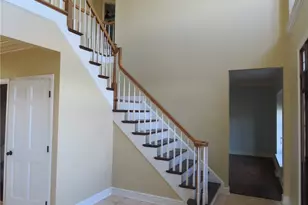 304 Scenic Ridge Ct, Adams Township, PA 16046 - Photo 6