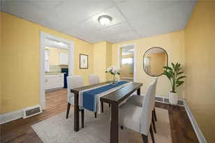 716 St Clair Ave, Jeannette, PA 15644 - Photo 8