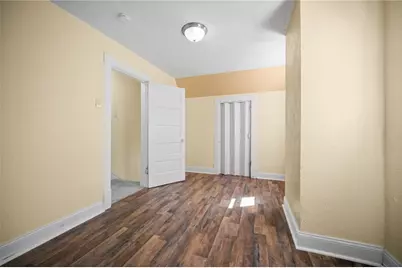 716 Saint Clair Ave, Jeannette, PA 15644 - Photo 16