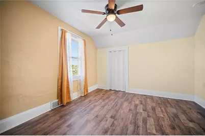 716 Saint Clair Ave, Jeannette, PA 15644 - Photo 26