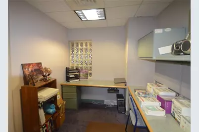 2987 W Liberty Ave, Pittsburgh, PA 15216 - Photo 8