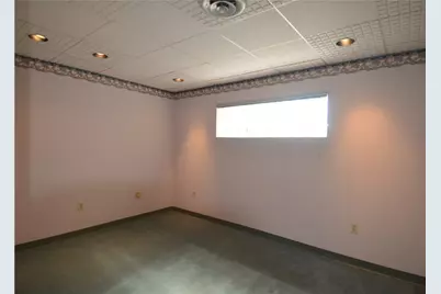 2987 W Liberty Ave, Pittsburgh, PA 15216 - Photo 30