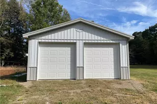 239 Sleepy Holw Dr, Sugarcreek Boro, PA 16323 - Photo 14