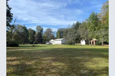 239 Sleepy Hollow Dr, Sugarcreek Boro, PA 16323 - Photo 16