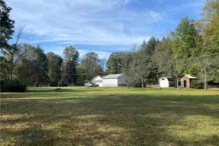 239 Sleepy Holw Dr, Sugarcreek Boro, PA 16323 - Photo 16