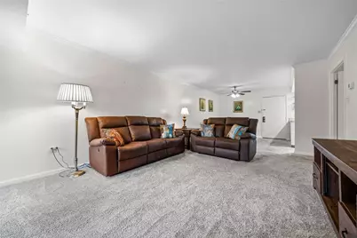 1500 Cochran Rd #412, Scott Township, PA 15243 - Photo 16