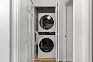 1500 Cochran Rd, Scott Township, PA 15243 - Photo 24