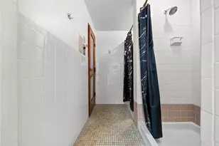 1500 Cochran Rd, Scott Township, PA 15243 - Photo 34