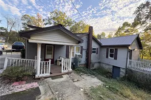 1204 Sun Mine Rd, Clinton Township, PA 16055 - Photo 1