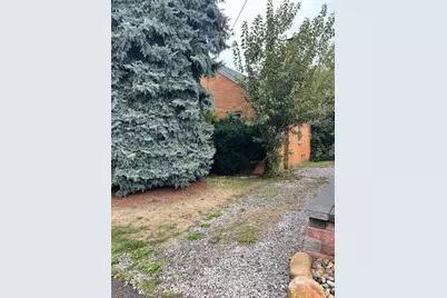 278 Center Way, Beaver, PA 15009 - Photo 2