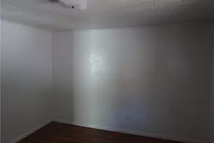 227 S 6th St, Youngwood, PA 15697 - Photo 22