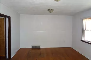 227 S 6th St, Youngwood, PA 15697 - Photo 8