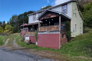 355 Sunset St, Canoe-Banks Townships, PA 15772 - Photo 1