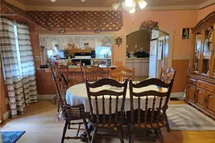 355 Sunset St, Canoe-Banks Townships, PA 15772 - Photo 8