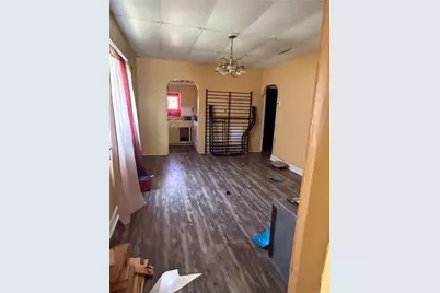 112 W Balph Ave, New Castle, PA 16102 - Photo 2