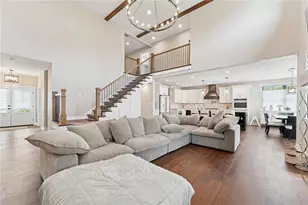 1041 Skyline Dr, Cecil, PA 15317 - Photo 14