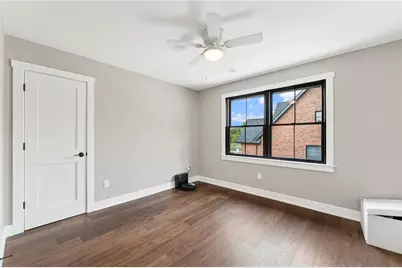 1041 Skyline Dr, Cecil, PA 15317 - Photo 26