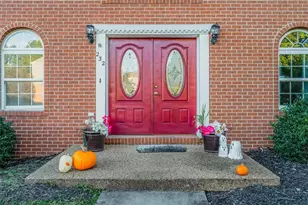 232 Carriage Blvd, Pittsburgh, PA 15239 - Photo 2