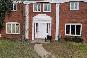 368 Anawanda, Pittsburgh, PA 15228 - Photo 1