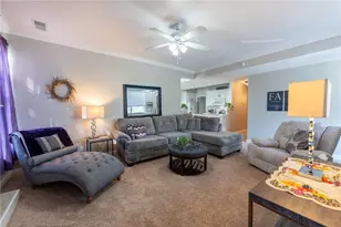 219 Adams Pointe Blvd, Adams Township, PA 16046 - Photo 8