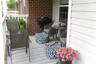707 Sonie Dr, Ohio Township, PA 15143 - Photo 2