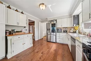 305 Butternut Ct, Harmar, PA 15238 - Photo 10