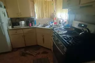 1718 W 56th St, Erie City, PA 16509 - Photo 8